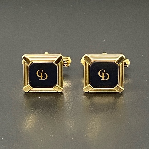 Christian Dior CD Gold Tone And Black Onyx Vintage Cufflinks - Picture 1 of 12